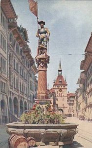 Schweiz Bern Schuetzenbrunnen und Kaefigturm