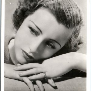 c1950s Lovely Close Up German Lady RPPC Beautiful Girl Real Photo PC Cute A185