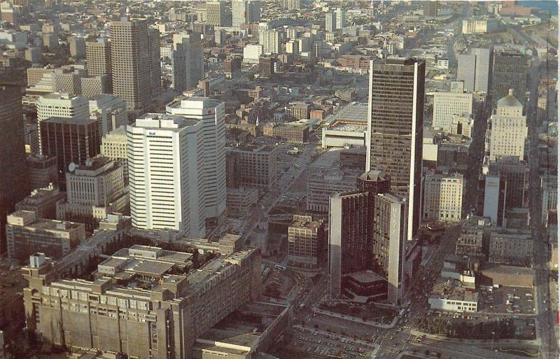 BR4695 Magnificent aerial view of down town Montreal    Canada