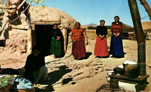 USA Navajo Indian Women Pose Chrome Postcard 08.56