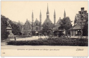 Geibelplatz mit Geibel-Denkmal und Keilgen Geist-Hospital, Lubeck, Schleswig-...