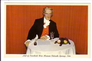  Jefferson Sighing the Declaration of Independance, Hall of Presidents Wax Mu...