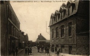 CPA Les ESSARTS-le-ROI - Rue d'AUFFARGIS - La Nouvelle École (246435)