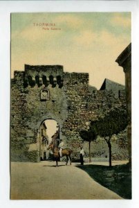 425929 ITALY Taormina Catania gate horseman Vintage postcard