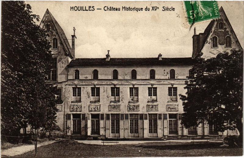 CPA HOUILLES - Chateau Historique du XV Siecle (453158)