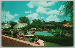 Dallas Texas~Town House Motor Hotel~Master Host~Pool~Coffee Shop~Postcard
