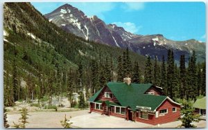 Postcard - Cavell Chalet - Jasper, Canada