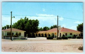 SCOTTSBLUFF, Nebraska NE ~ Roadside DOO DEE MOTEL ca 1950s-60s Postcard