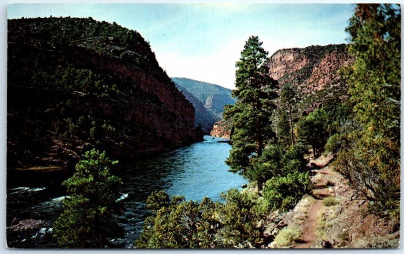 M-42495 Green River Flaming Gorge National Recreation Area Wyoming-Utah