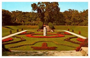 Postcard GARDEN SCENE Aurora Illinois IL AS2847