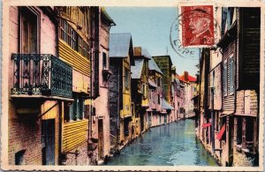 France Pont-Audemer La Risle rue Thiers Vintage Postcard C203