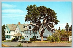 Bar Harbor   Maine  Cleftstone Manor Motor Inn   Postcard