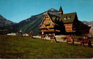 Canada Alberta Prince Of Wales Hotel Overloking Waterton Lake