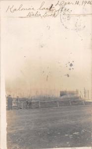 B43/ Kalona Iowa Ia Real Photo RPPC Postcard 1906 Fire Disaster Men Fence