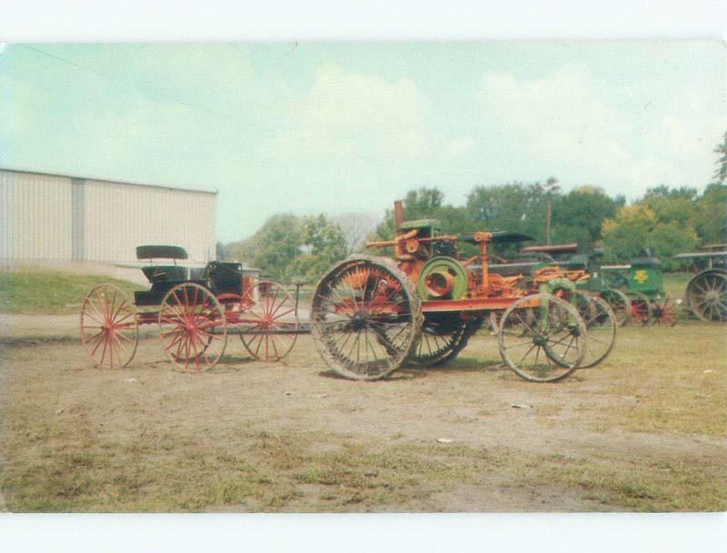 Pre-1980 STEEL WHEEL TRACTOR AT OLD SETTLERS FAIR Mount Pleasant IA E7105