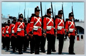 Fort Henry Guard Drill Squad Marching In Fours, Kingston Ontario Postcard