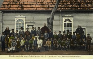 chile, Quilakahuin Indian Mission Station, School with Children (1910s) Postcard