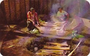 Hawaii Honolulu Luau Preparations