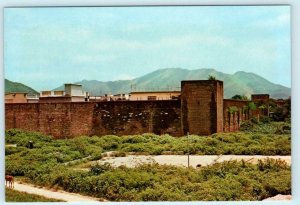 2 ~ 4 x 6 Postcards HONG KONG ~ KATHING WALLED CITY & Village Women