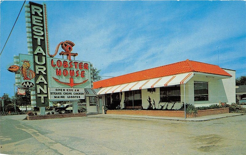 F87/ Allendale South Carolina Postcard Chrome Lobster  House Restaurant