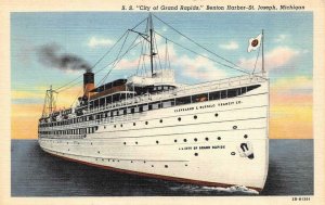 Michigan MI   SS CITY OF GRAND RAPIDS SHIPCleveland & Buffalo Transit  Postcard