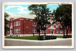 J96/ Moberly Missouri Postcard c1910 Junior High School Building 473