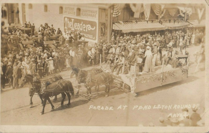 RP: PENDLETON , Oregon , 00-10s ; Rodeo Street Parade