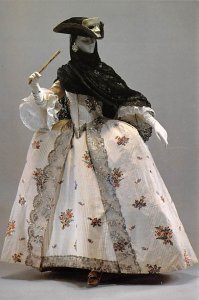 Evening Gown, The Metropolitan Museum Of Art  