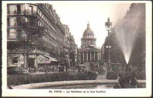 Paris - Le PanthÃ©on et la Rue Soufflot