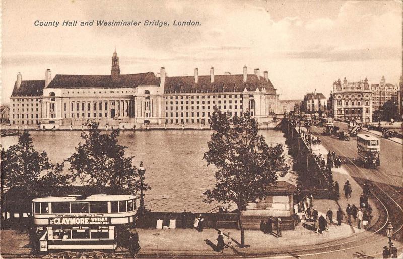 uk12181 conutry hall at westminster bridge london claymore whiskey tramway