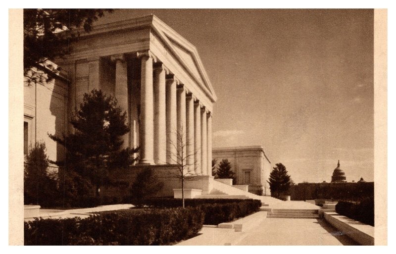 Postcard Washington DC -National Gallery of Art -View of Mall Entrance