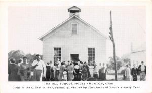 C7/ Burton Ohio Postcard c1940s The Old School House Building Students