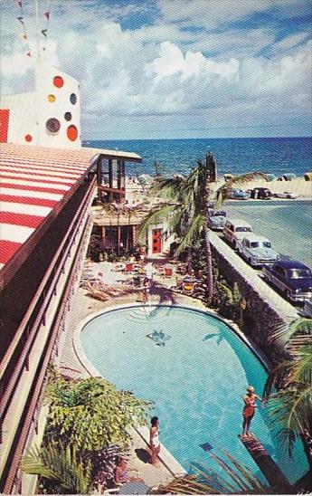 Florida Fort Lauderdale The Jolly Roger Hotel With Pool 1958