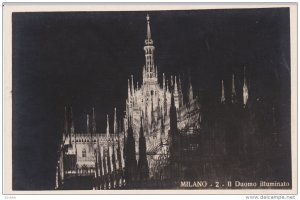 RP: Milano (Milan) , Italy , 00-10s : Il Duomo illuminato : at night