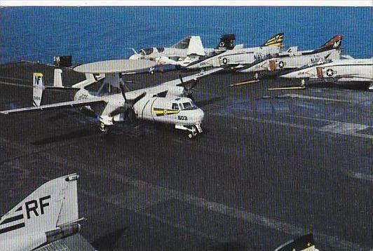 E2B HAWKEYE ON U S S MIDWAY