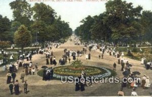 Central Avenue, Belle Isle in Detroit, Michigan