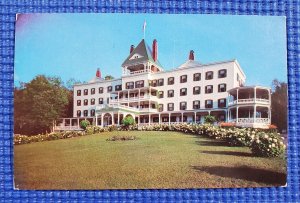 Vintage 1950's BEN MERE HOTEL Sunapee Harbor's Largest Lake Sunapee NH Postcard