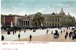 Germany Berlin Unter Den Linden Neue Wache und Zeughaus Vintage Postcard 03.97