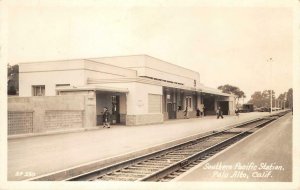 RPPC SOUTHERN PACIFIC STATION Palo Alto Railroad Depot c1940s Vintage Postcard