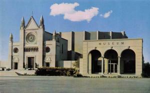 GLENDALE, CA California HALL OF THE CRUCIFISION~MUSEUM Forest Lawn Park Postcard