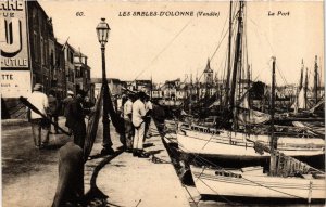CPA LES SABLES-D'OLONNE Le Port (869016)