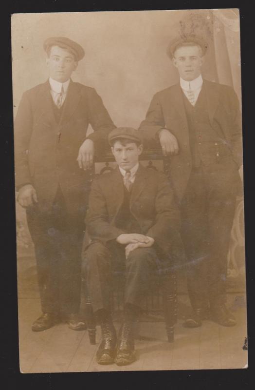 Photo Postcard Of 3 Young Men Circa 1900 - Unused