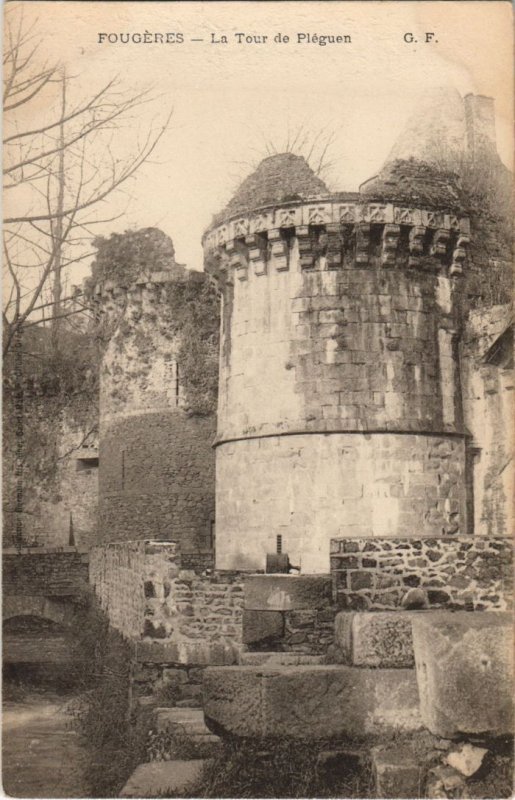 CPA Fougeres Tour de Pleguen (1237493)