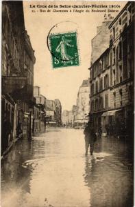 CPA PARIS Rue de Charenton a l'Angle du Bd Diderot INONDATIONS 1910 (605220)