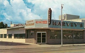 1950s Florida Miami Harvey's Restaurant Gilbert Associates Postcard 22-11702
