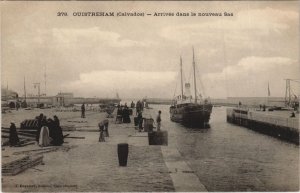 CPA OUISTREHAM Arrivee dans le Nouveau Sas (1228482)