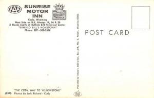 Cody Wyoming Sunrise Motor Inn Street View Vintage Postcard K66129