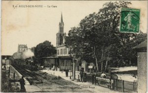 CPA AILLY-SUR-NOYE La Gare (25569)