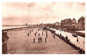 England Leven, Putting Green, Promenade