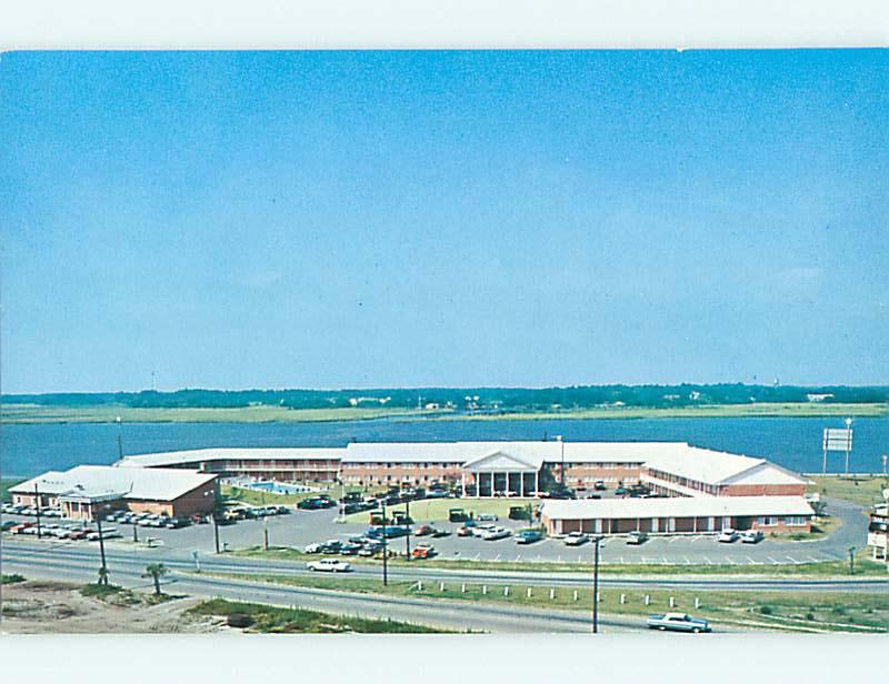 Unused Pre-1980 OLD CARS & CHARLESTON INN MOTEL AERIAL VIEW Charleston SC u6559